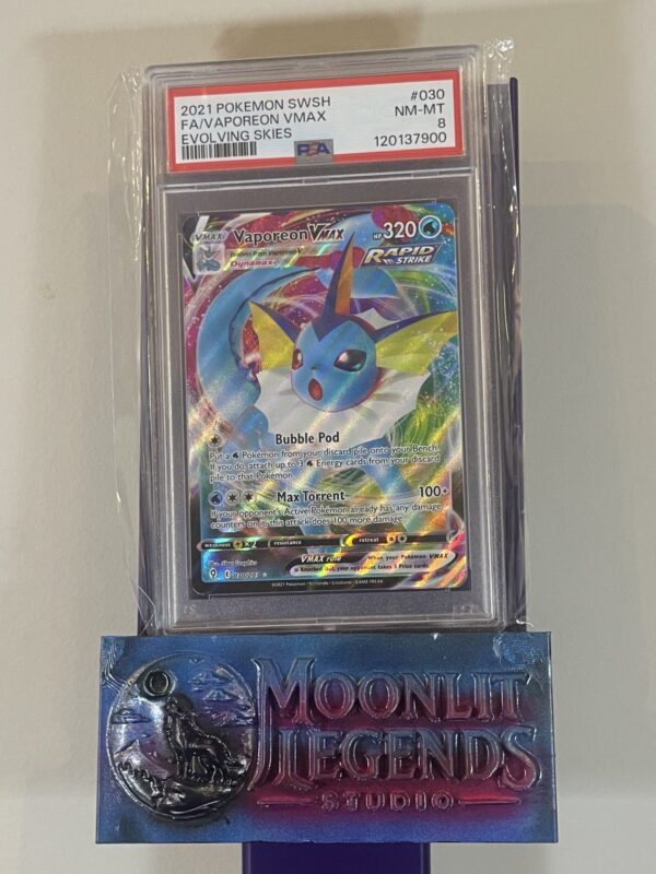 Vaporeon VMAX – Evolving Skies (PSA NM-MT 8)