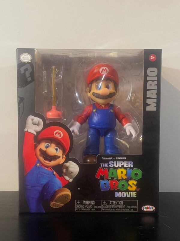 Super Mario Bros. Movie Mario Figure with Plunger