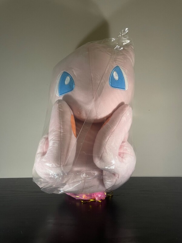 Pokémon Mecha Mofugutto Mew Plush (Banpresto)